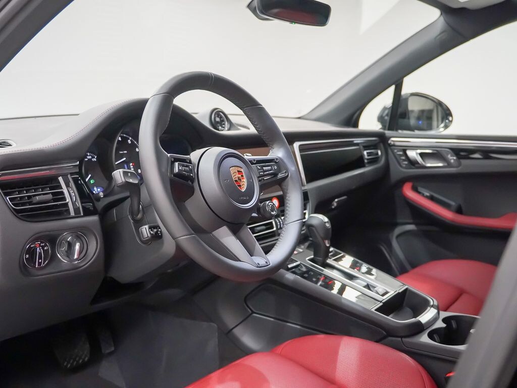 Used 2026 Porsche Macan SUV