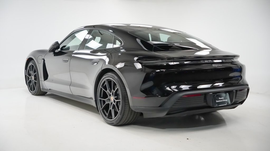 2025 Porsche Taycan Base photo 3