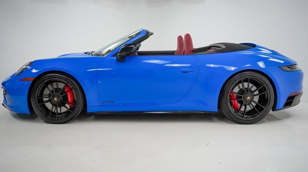 2023 Porsche 911 4S 4 GTS photo 2