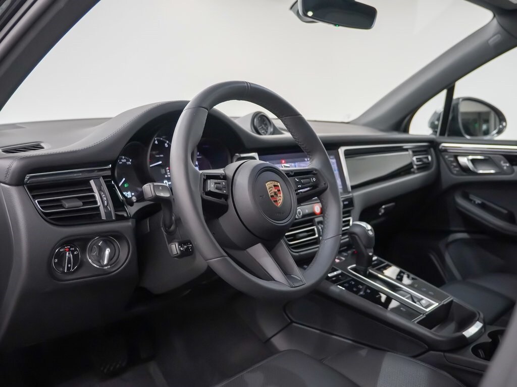 Certified 2025 Porsche Macan SUV