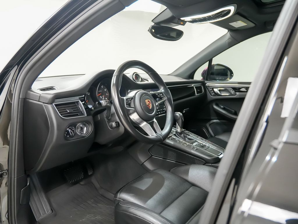 Used 2018 Porsche Macan SUV