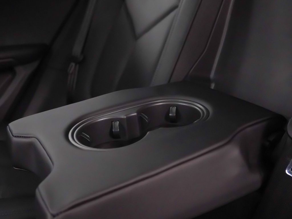 2026 Porsche Macan Base - Photo 19