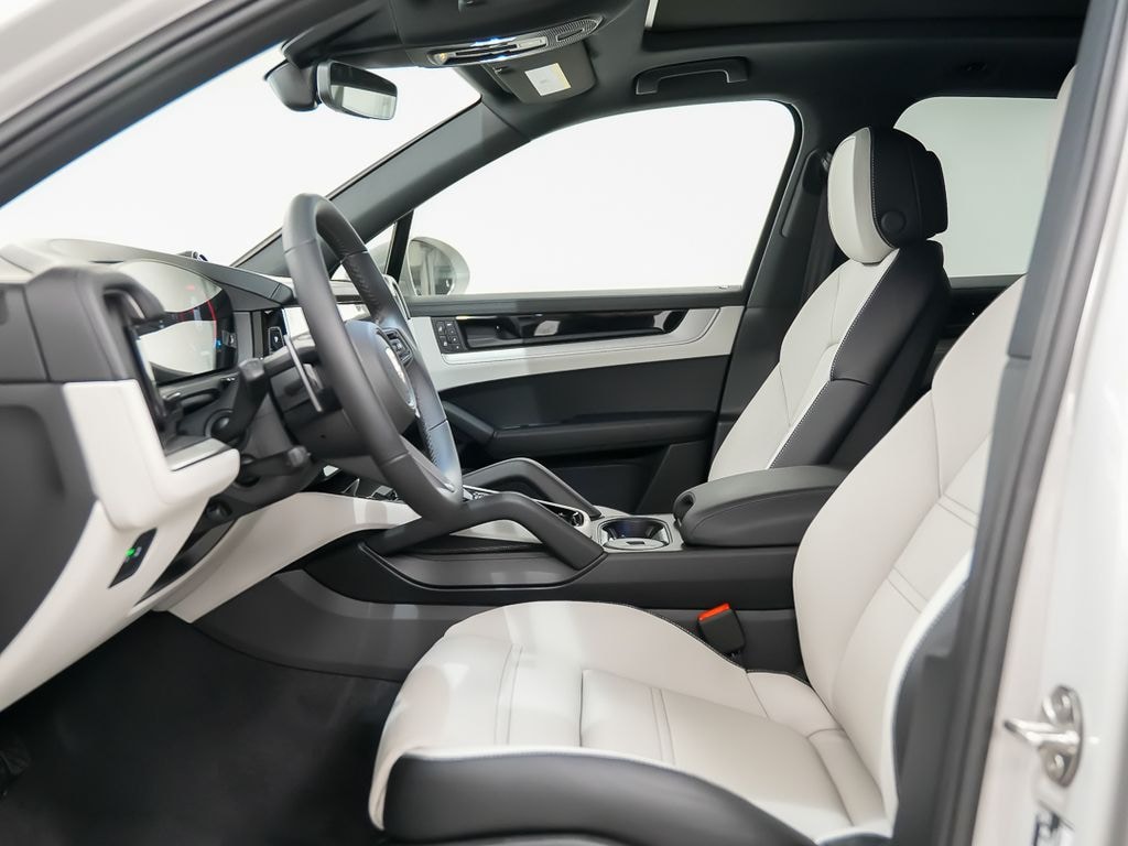 New 2026 Porsche Cayenne SUV
