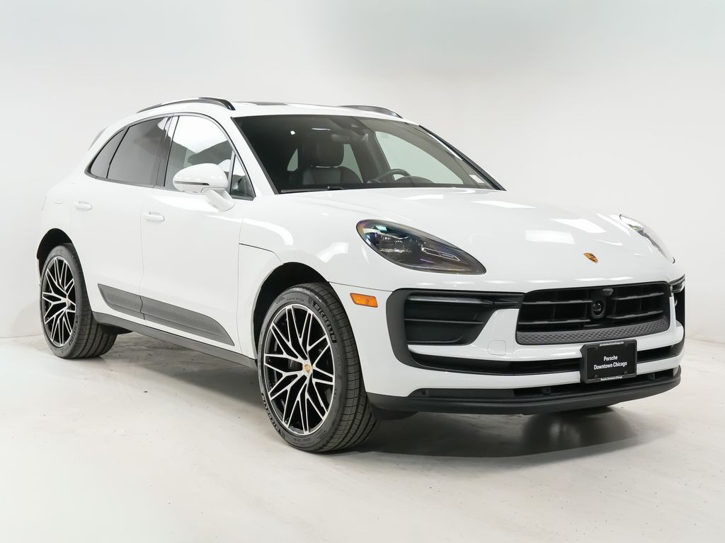 2026 Porsche Macan Base - Photo 8