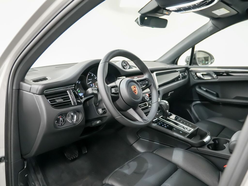 Used 2026 Porsche Macan T SUV