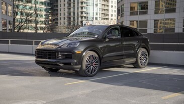 2025 Porsche Cayenne E-Hybrid Coupe S SUV 2025 Porsche Cayenne E-Hybrid Coupe S SUV