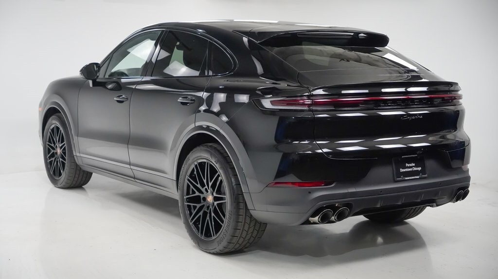 2026 Porsche Cayenne Coupe photo 2