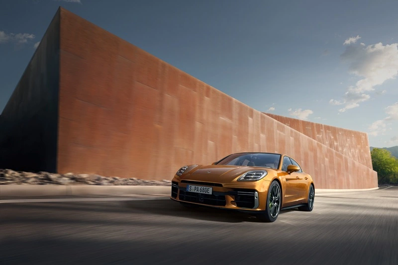 Orange Porsche Panamera