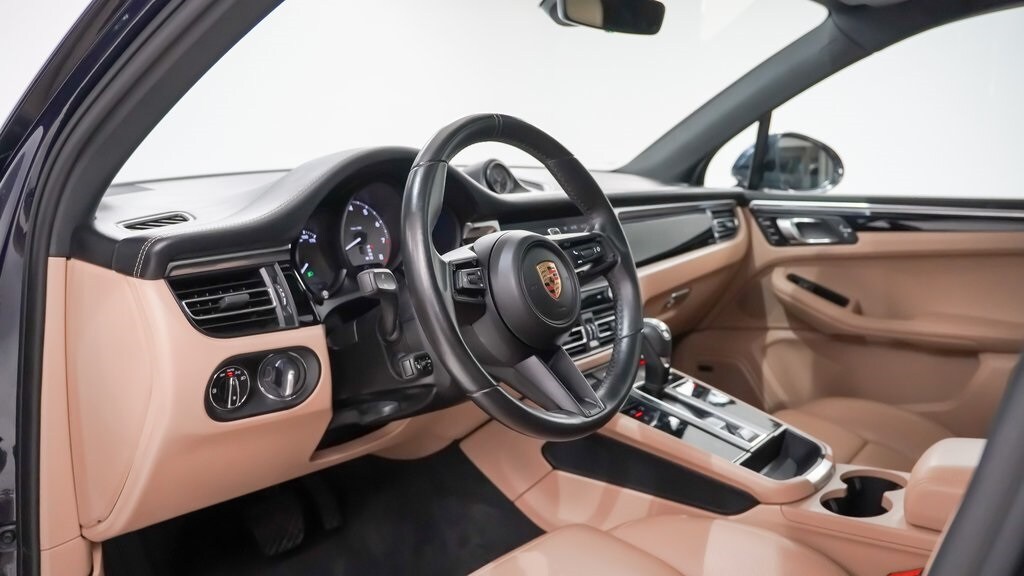 2023 Porsche Macan S photo 4