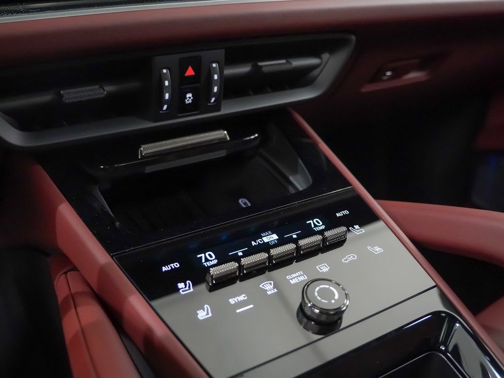 2026 Porsche Cayenne Turbo E-Hybrid - Photo 32
