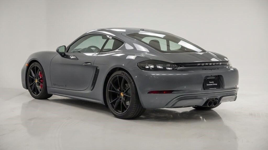 2025 Porsche Cayman S photo 3