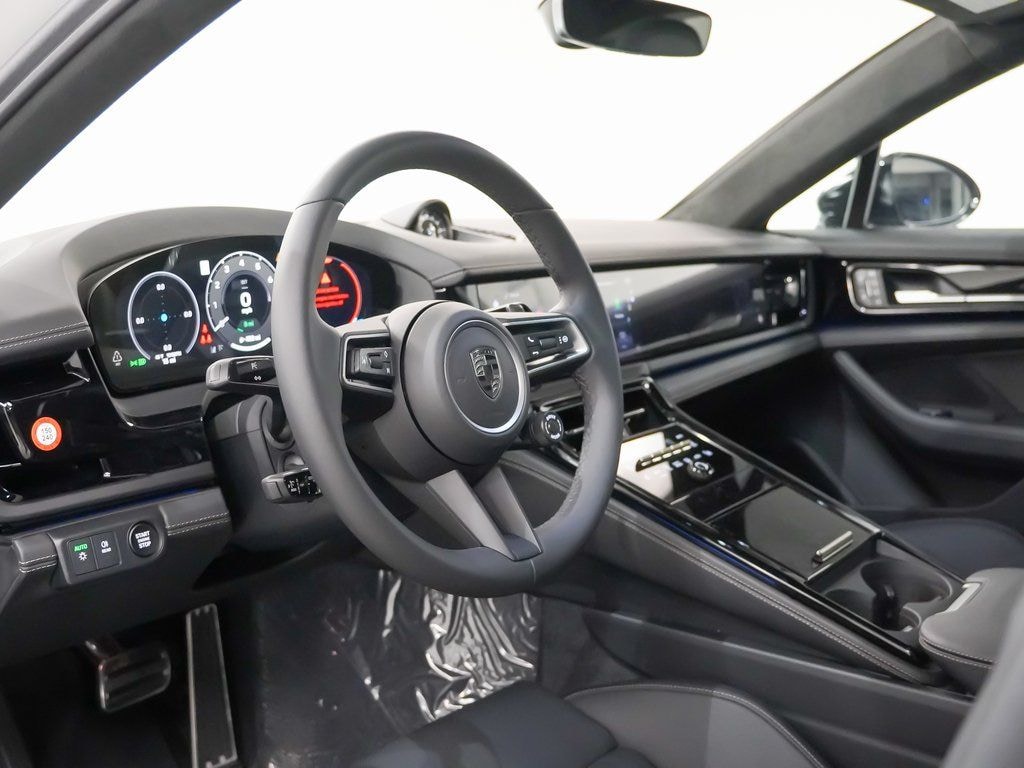 New 2026 Porsche Panamera E-Hybrid Turbo Hatchback