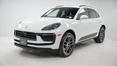 2025 Porsche Macan SUV