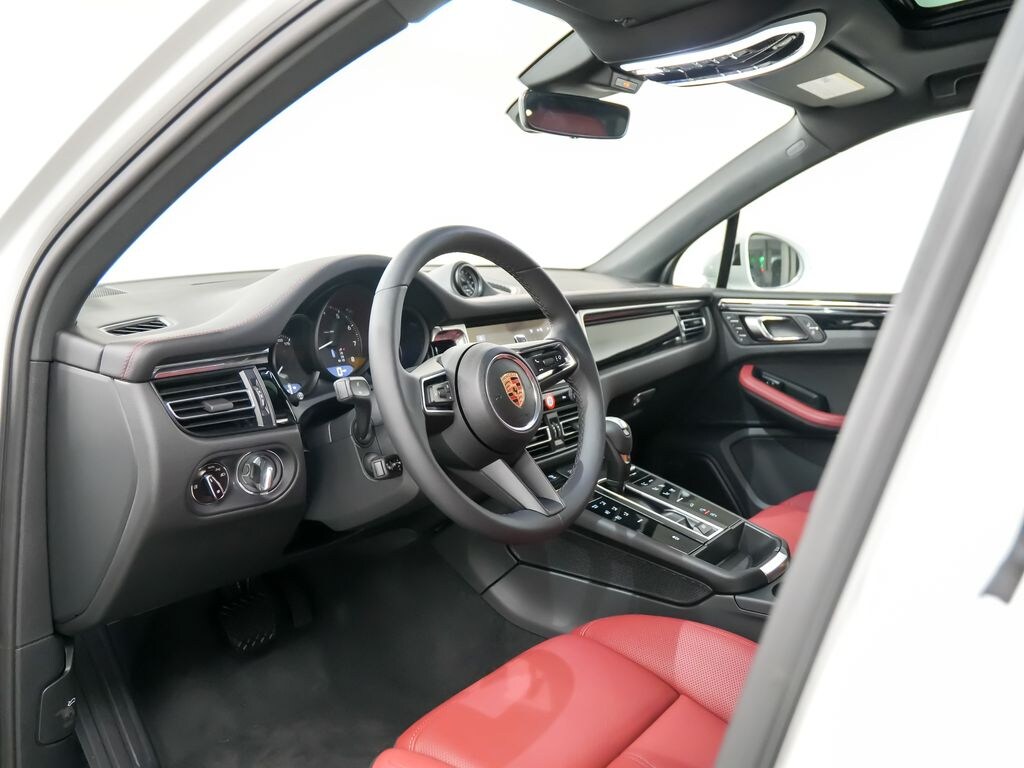 New 2026 Porsche Macan SUV