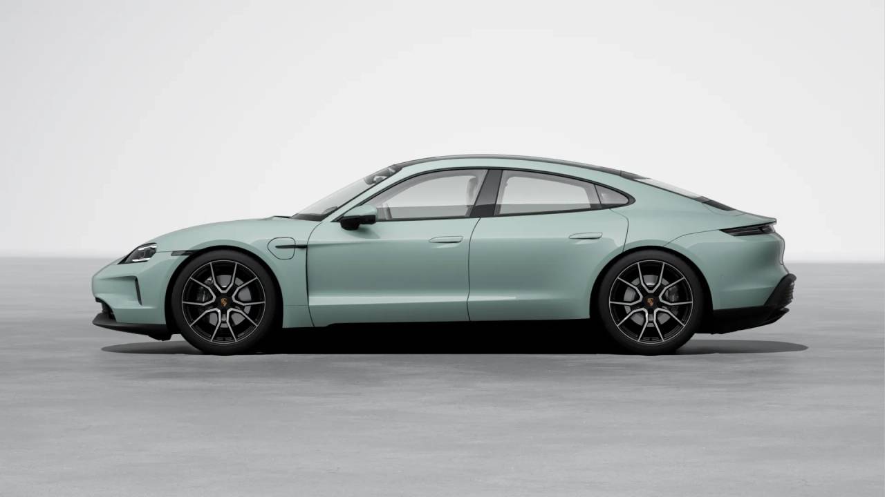 2026 Porsche Taycan 4 photo 2