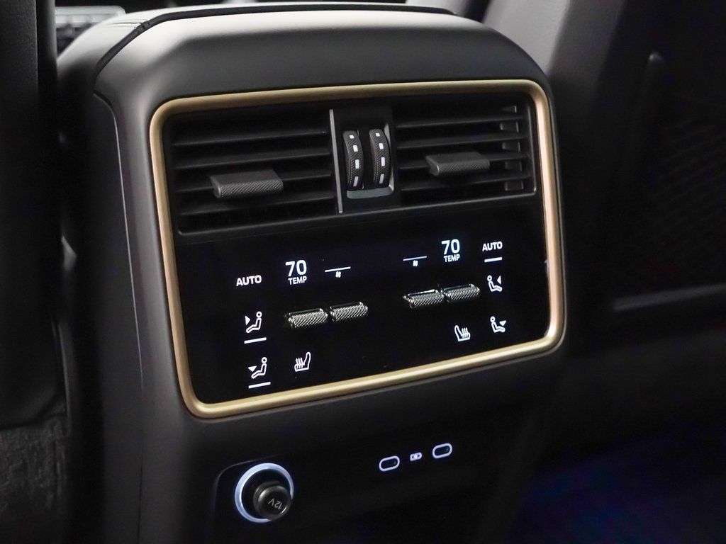 2026 Porsche Cayenne S E-Hybrid - Photo 20