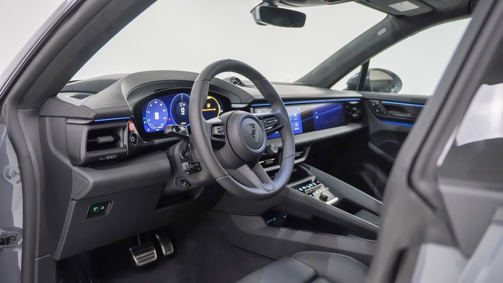 New 2025 Porsche Macan Electric Turbo SUV