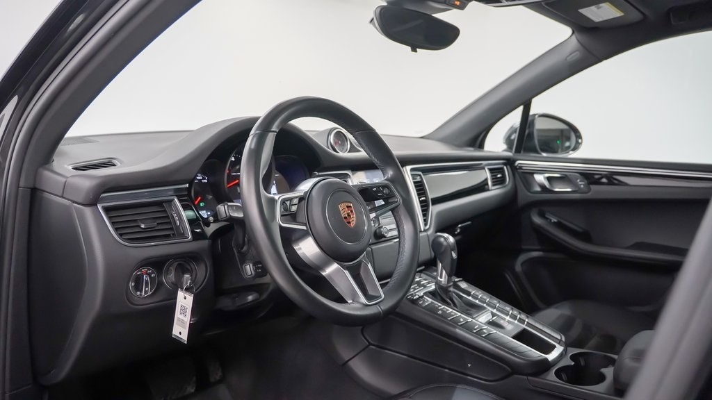 Certified 2018 Porsche Macan SUV