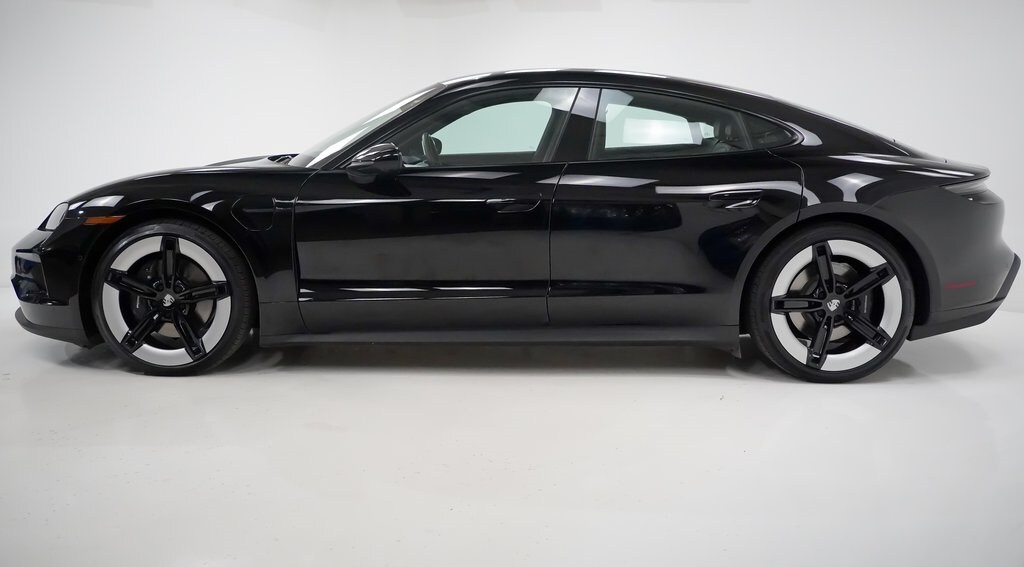 2025 Porsche Taycan Base photo 2