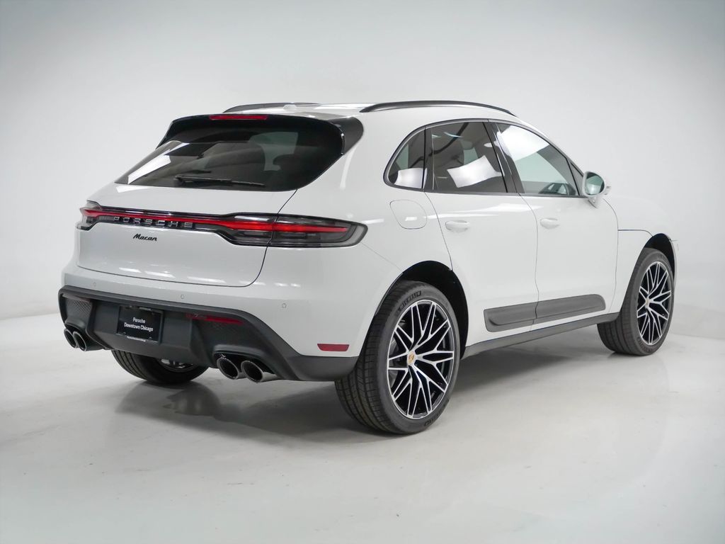 2026 Porsche Macan Base - Photo 10
