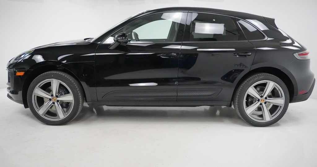 New 2026 Porsche Macan SUV
