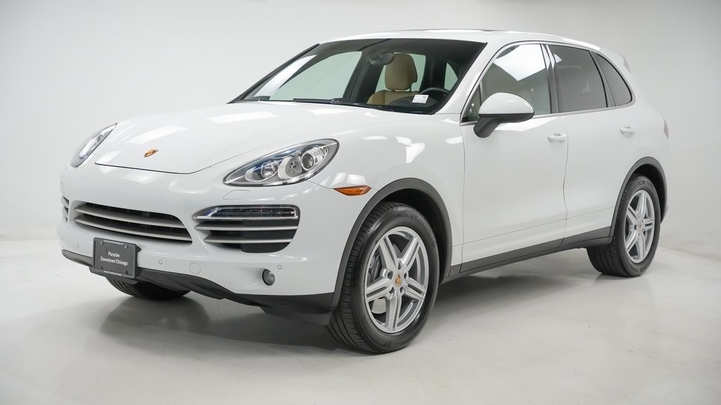 2014 Porsche Cayenne Platinum Edition's photo