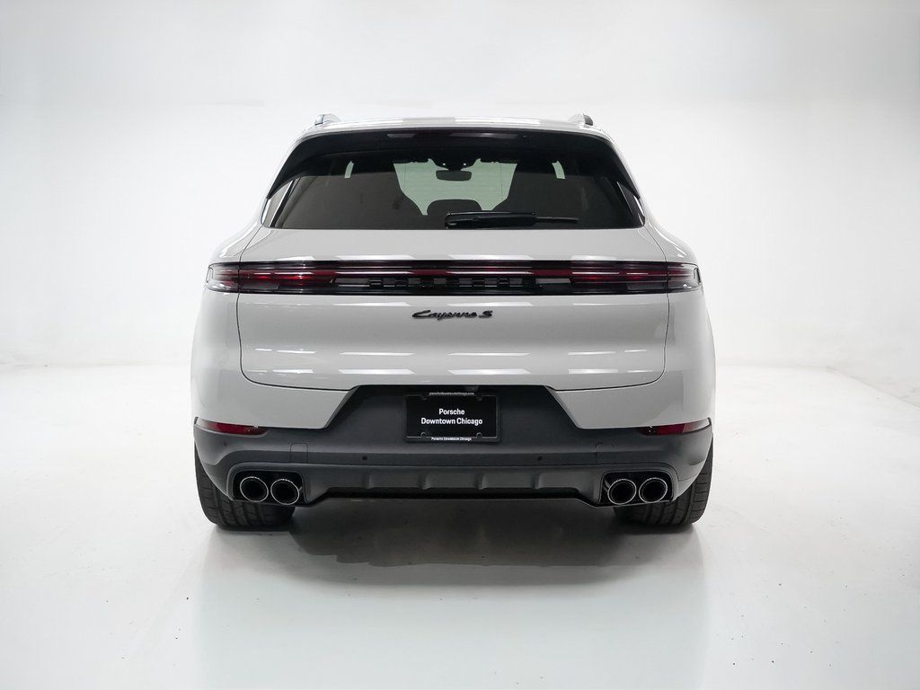 2026 Porsche Cayenne S E-Hybrid - Photo 11