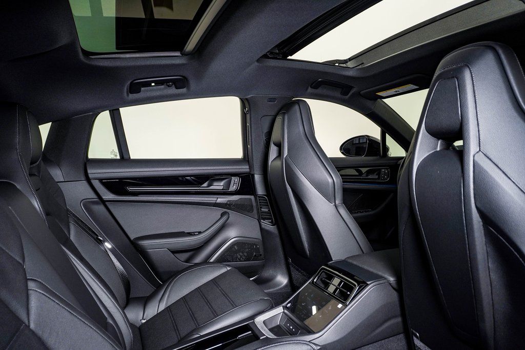2026 Porsche Panamera Base - Photo 16