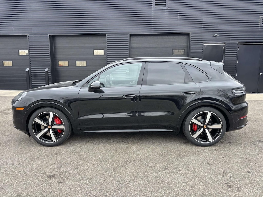 New 2026 Porsche Cayenne GTS SUV