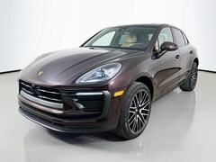 2026 Porsche Macan Base SUV