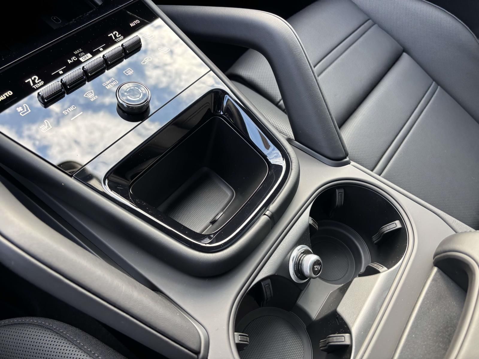 2026 Porsche Cayenne Coup S - Photo 28