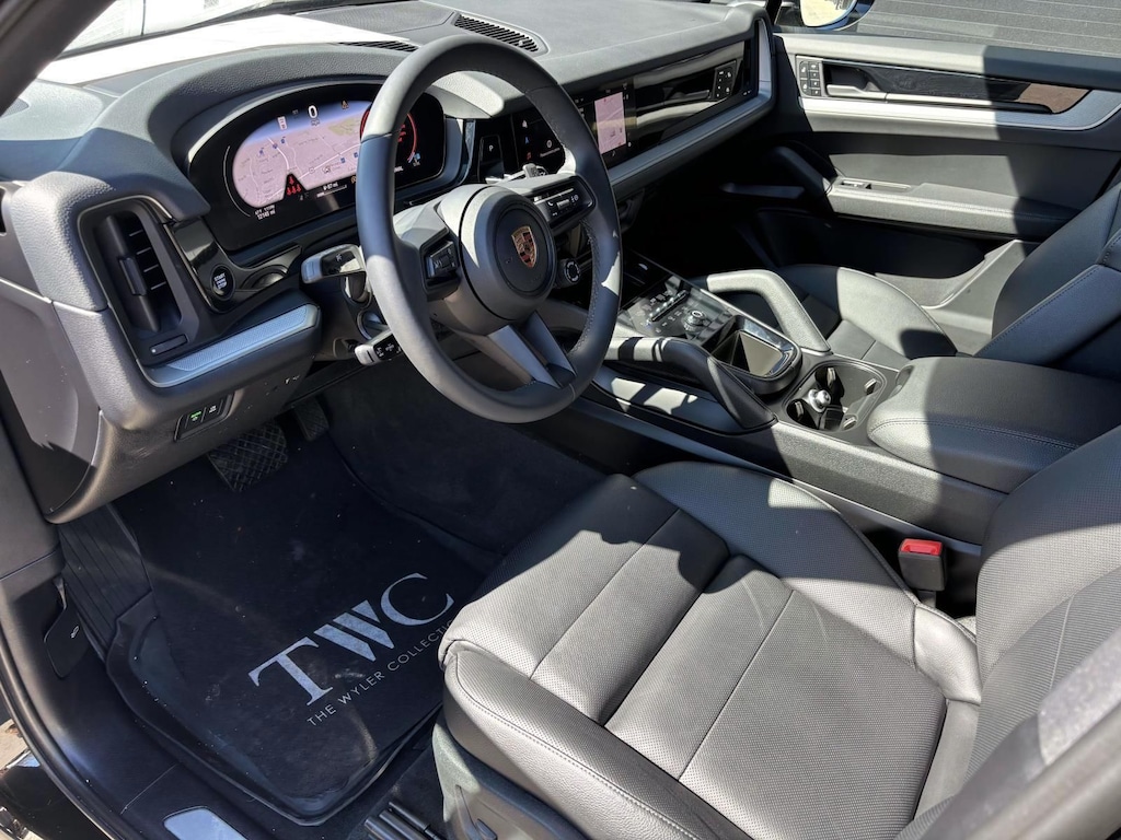 Certified 2025 Porsche Cayenne Base SUV