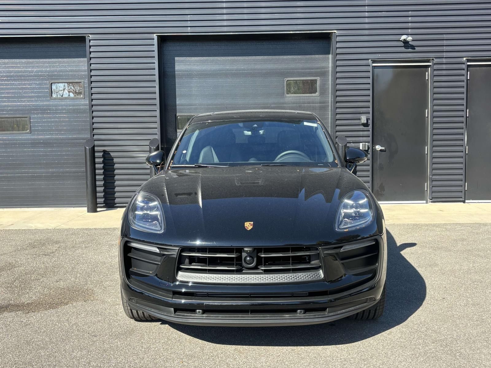 2026 Porsche Macan Base - Photo 10