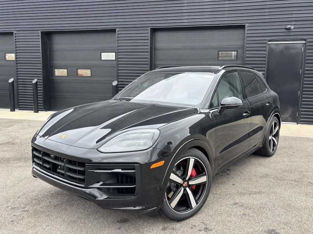 New 2026 Porsche Cayenne GTS SUV
