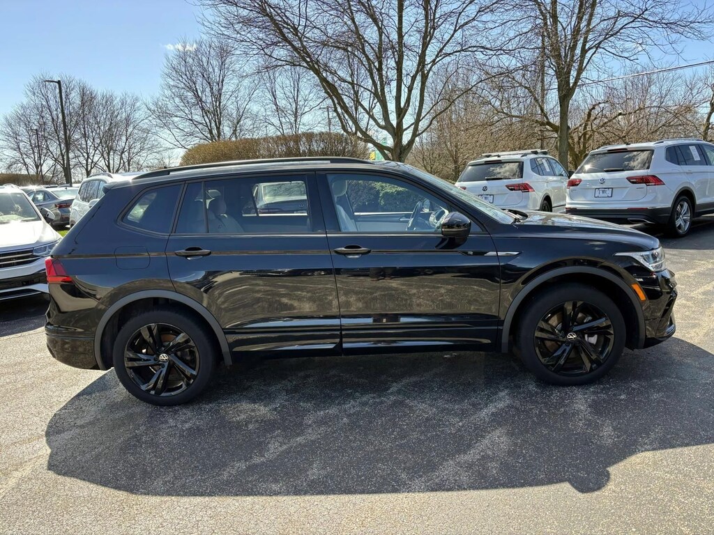 Used 2023 Volkswagen Tiguan 2.0T SE R-Line Black SUV