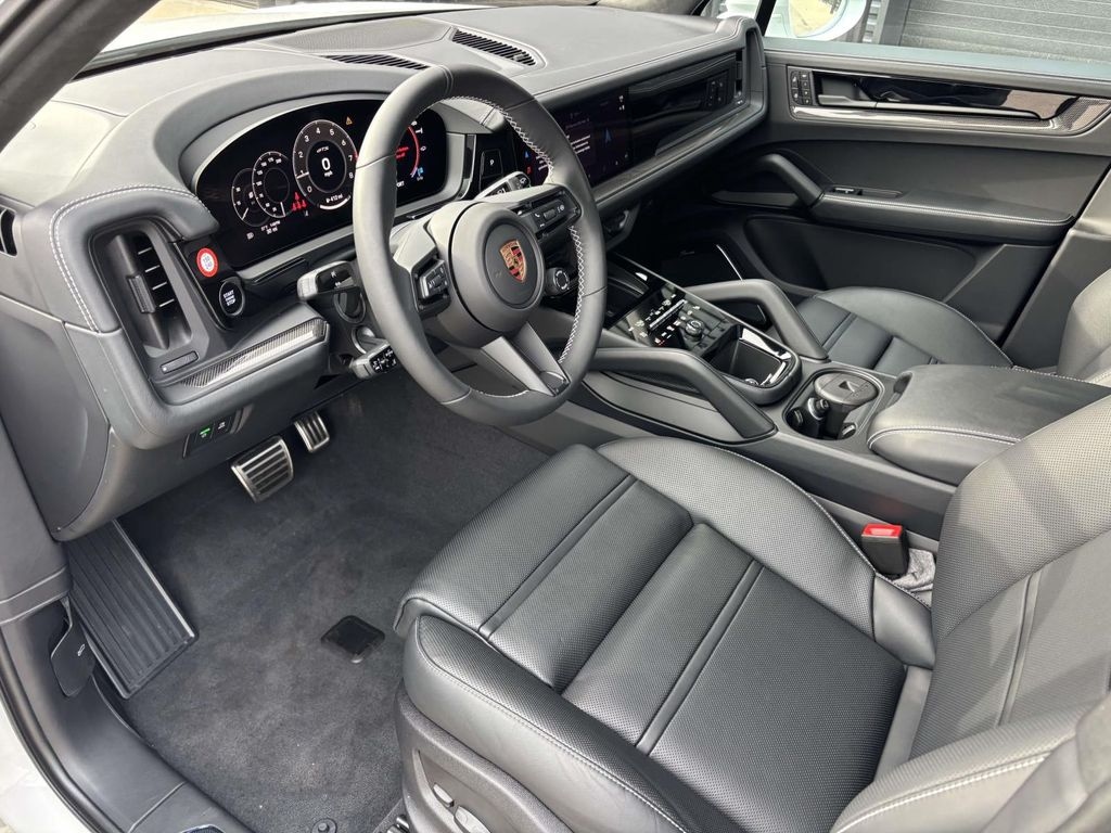 New 2026 Porsche Cayenne GTS SUV