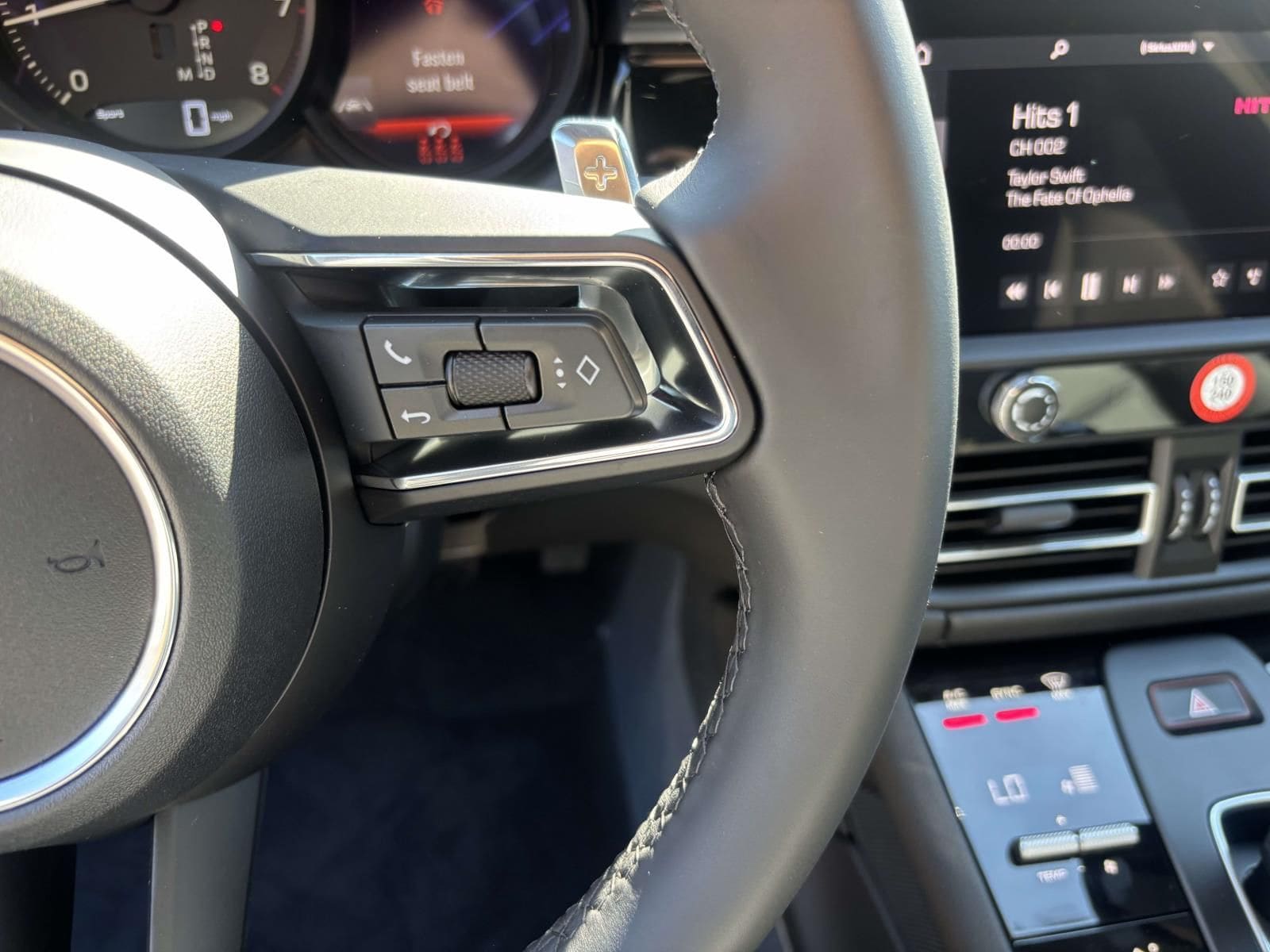 2026 Porsche Macan Base - Photo 23