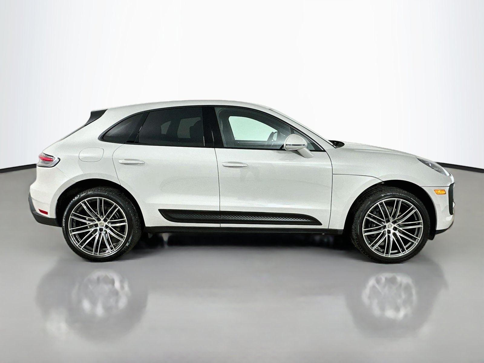 Certified 2023 Porsche Macan Base SUV