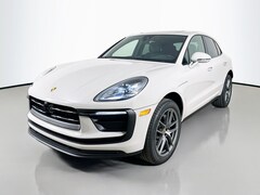 2026 Porsche Macan Base SUV