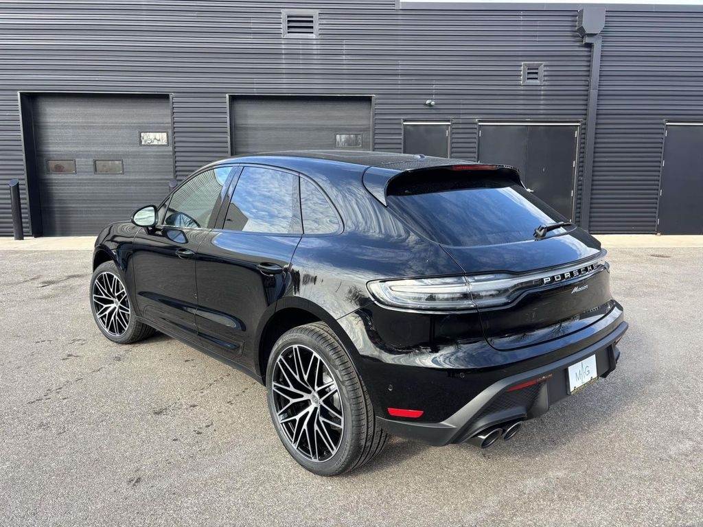 New 2026 Porsche Macan Base SUV