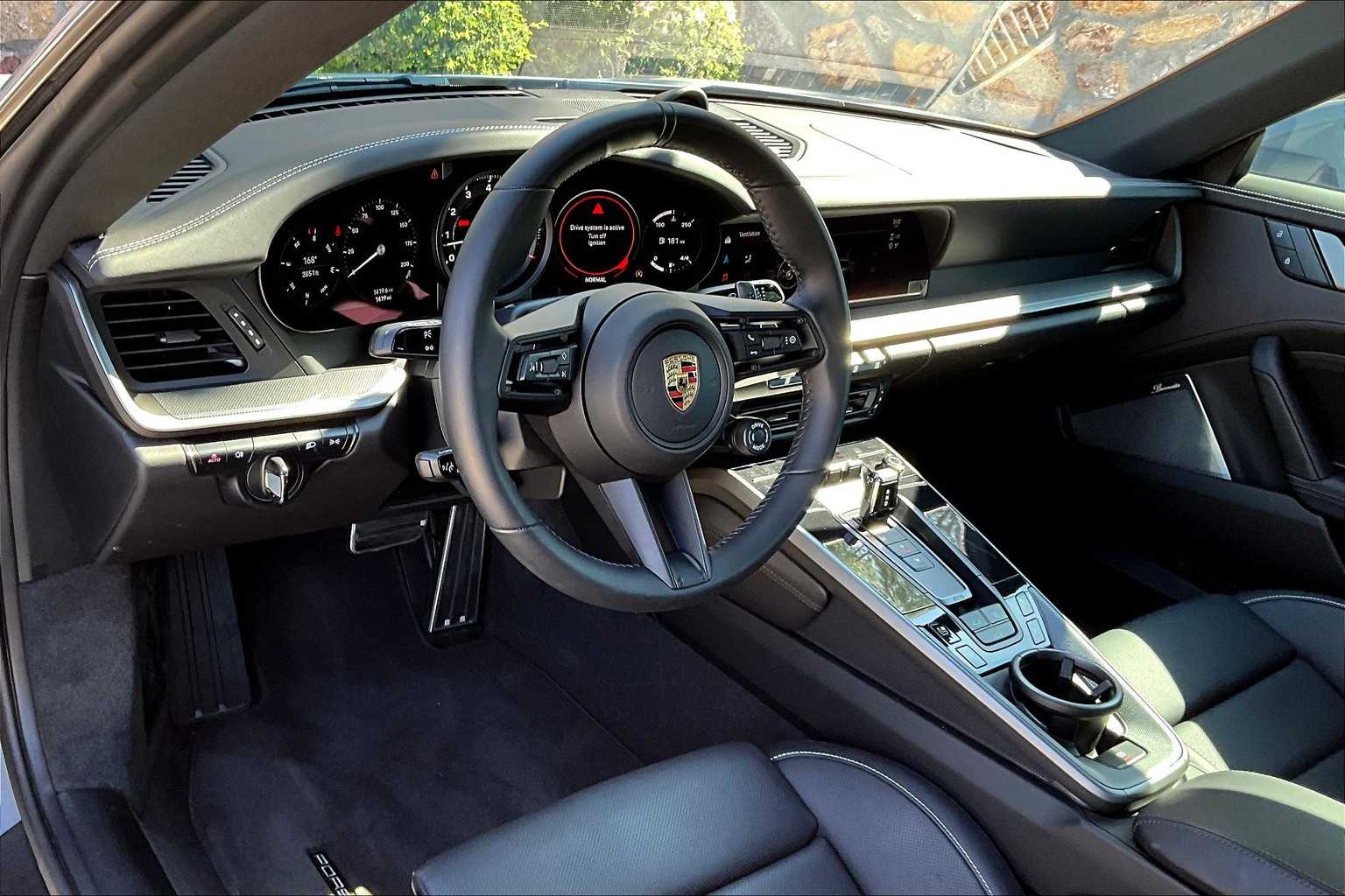 2024 Porsche 911 S photo 3