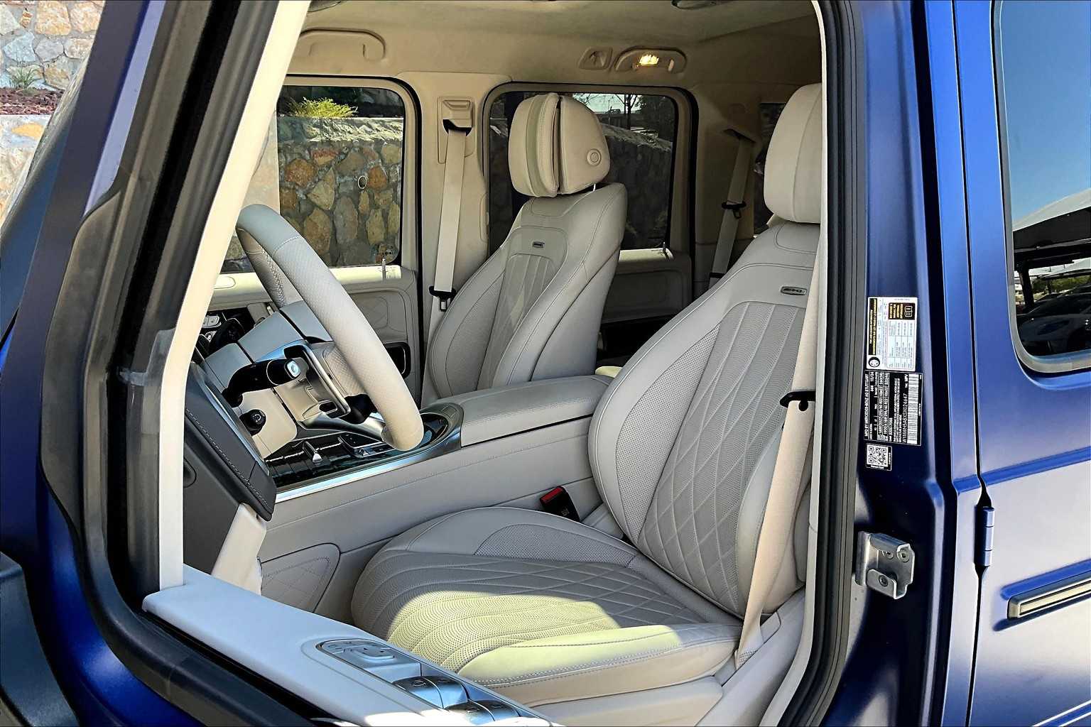 2025 Mercedes Benz G AMG 63 photo 4