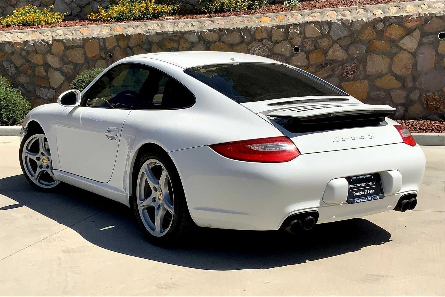 2010 Porsche 911 S photo 2