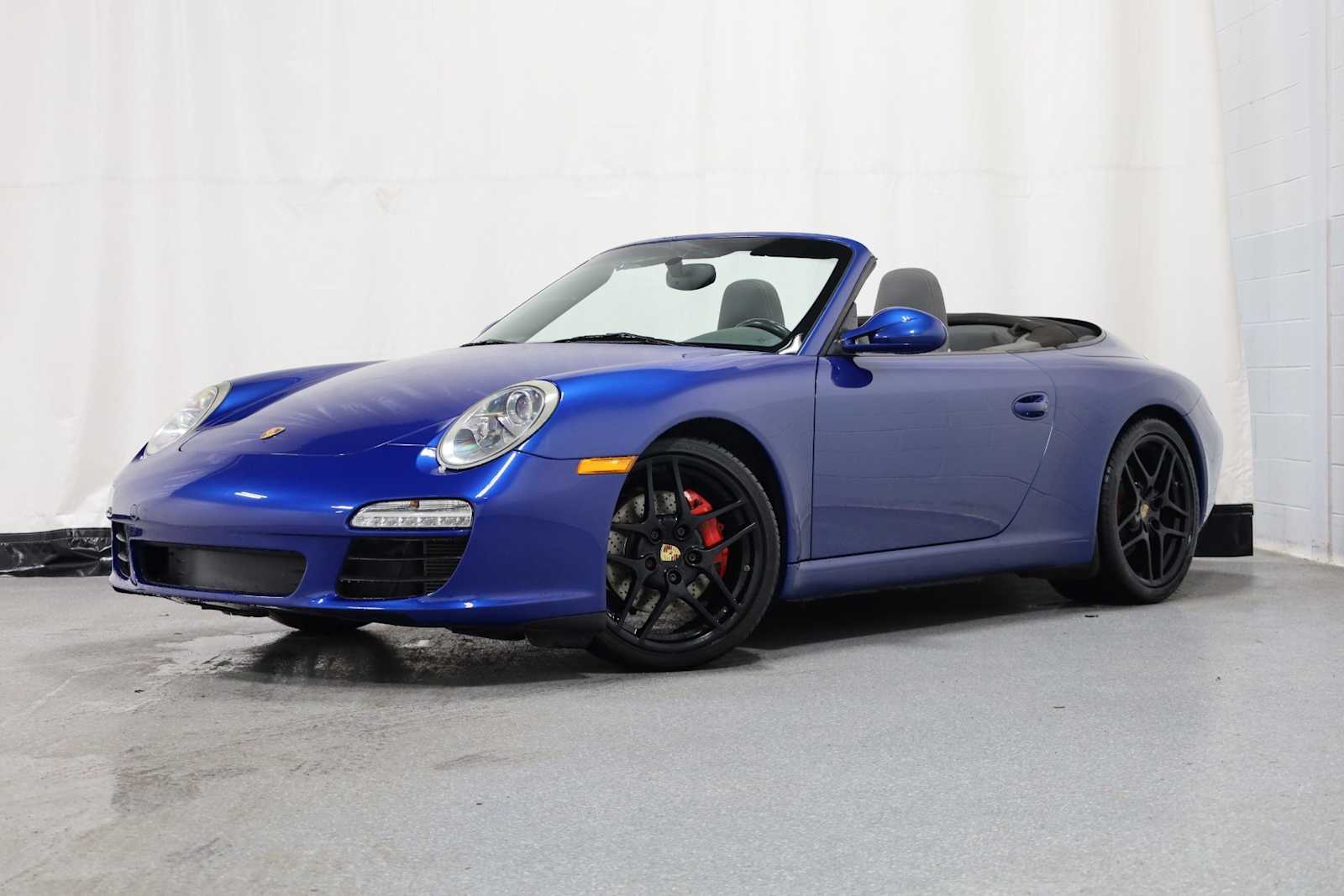 Thumbnail: 2009 Porsche 911 - 1