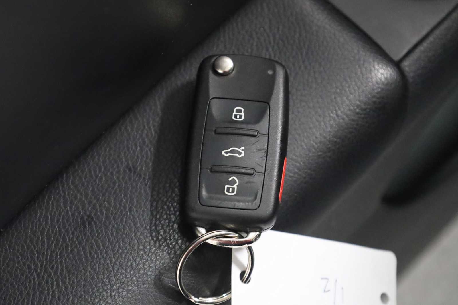 Thumbnail: 2014 Volkswagen Jetta - 39