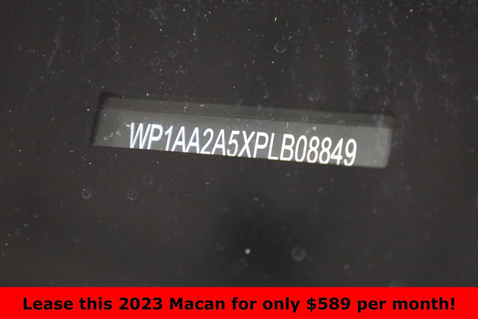 Thumbnail: 2023 Porsche Macan - 43