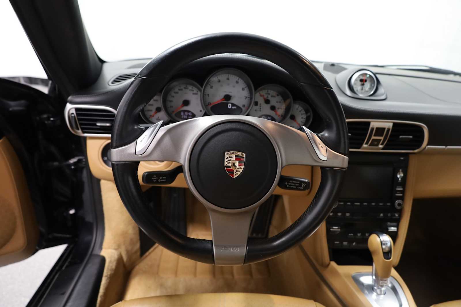 Thumbnail: 2009 Porsche 911 - 24