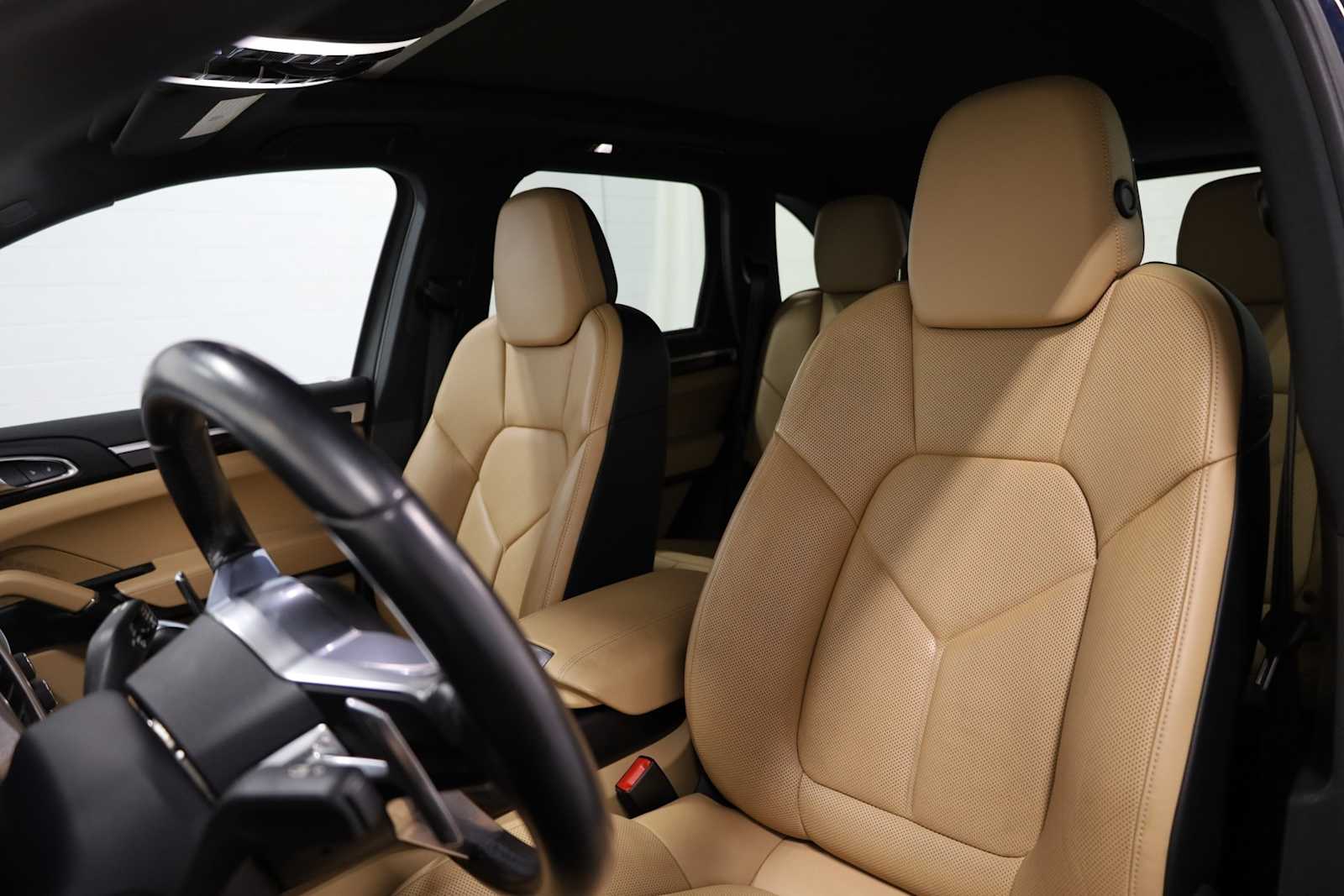 Thumbnail: 2016 Porsche Cayenne - 5