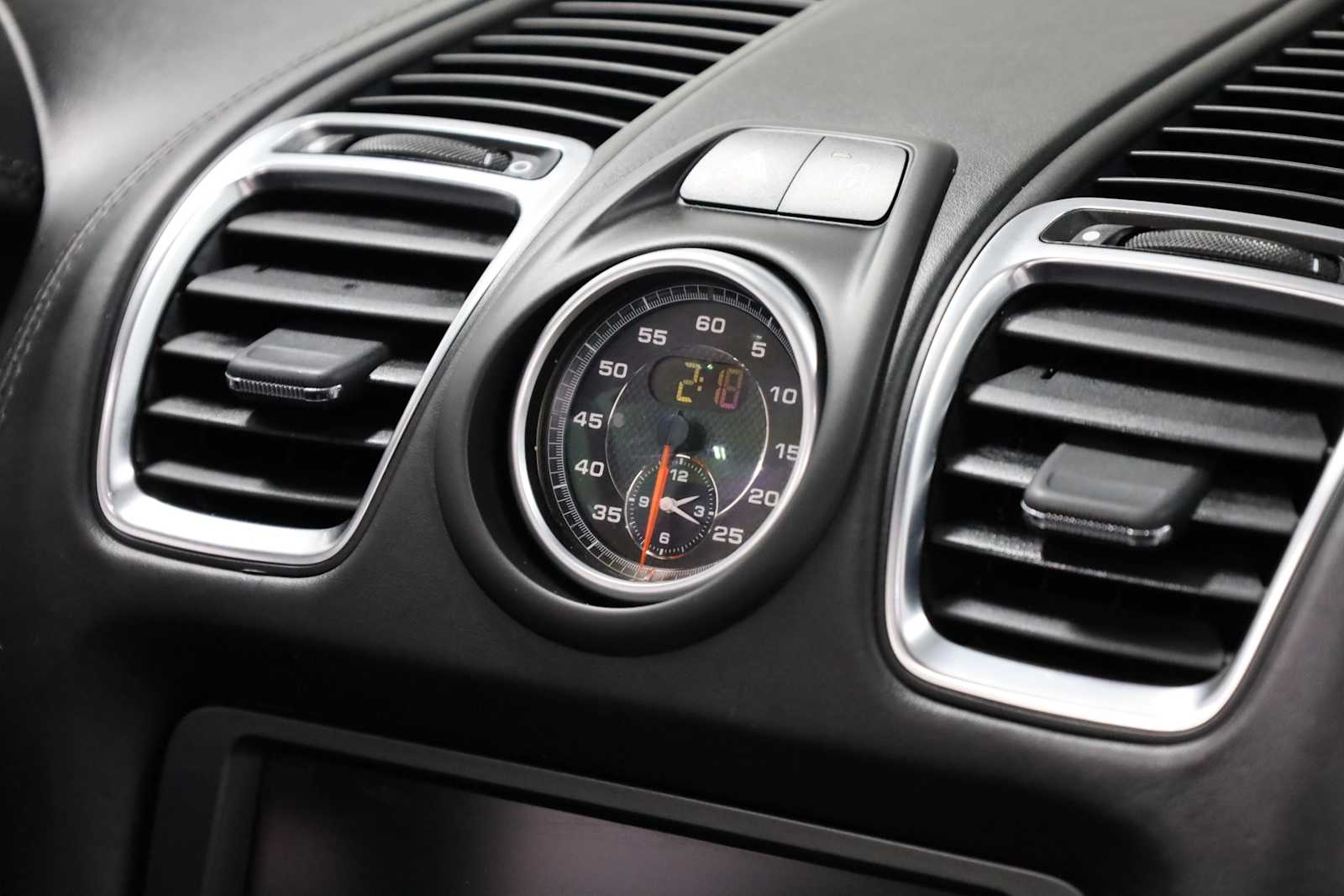 Thumbnail: 2013 Porsche Boxster - 22