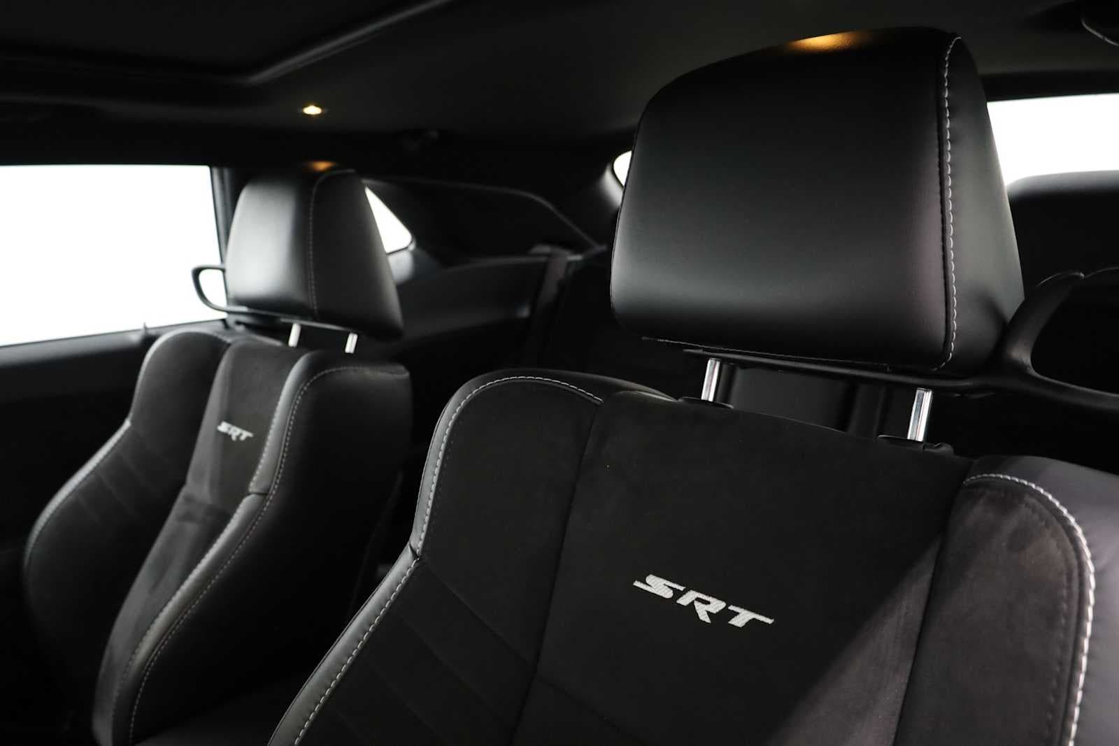 Thumbnail: 2016 Dodge Challenger - 18